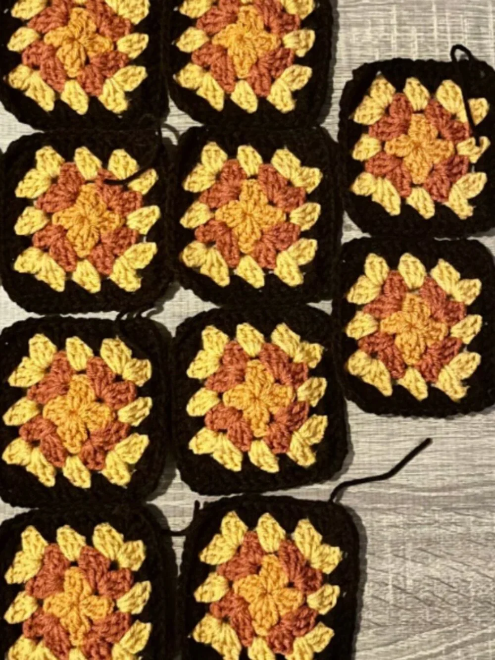Lot of 18 4.5” Sunny Meadow Crochet TRADITIONAL GRANNY SQUARES Afghan Blanket